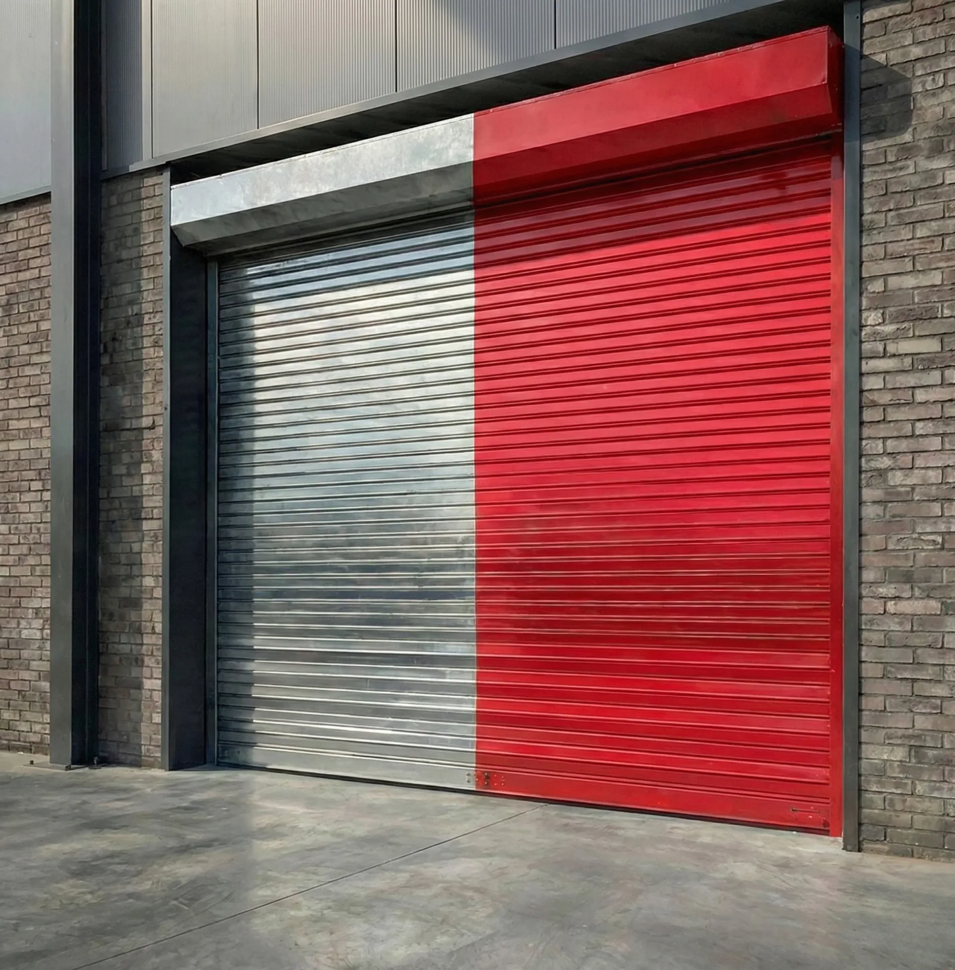 Fabrication Sur-Mesure rideau metallique sur-mesure Bernay